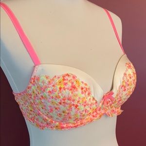 VS Dream Angels Demi Bra